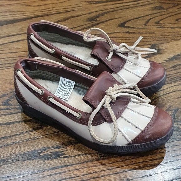 2 for 15 Women's Ugg Ashdale Slipon Duck Shoe Size 5 - Picture 2 of 9